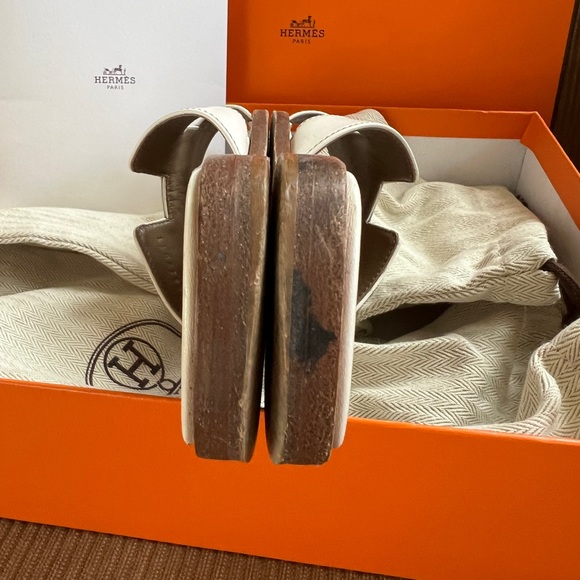 Hermes Women's Sandals - Picture 8 of 8